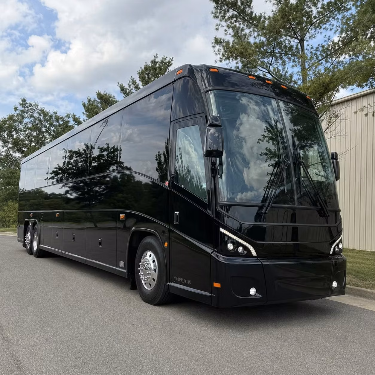 shuttle buses for macdill adjacent military personnel traveling through polk county